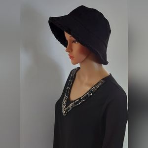 Open Box Women's Black Winter Bucket Hat with Faux Fur Lining